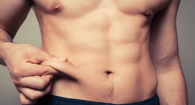 Κοιλιακό λίπος: Δεν παίζουν ρόλο τα κιλά για τους κινδύνους που κρύβει